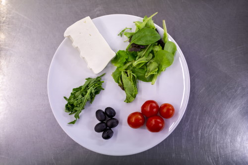 Mezze penne con acciughe e capperi